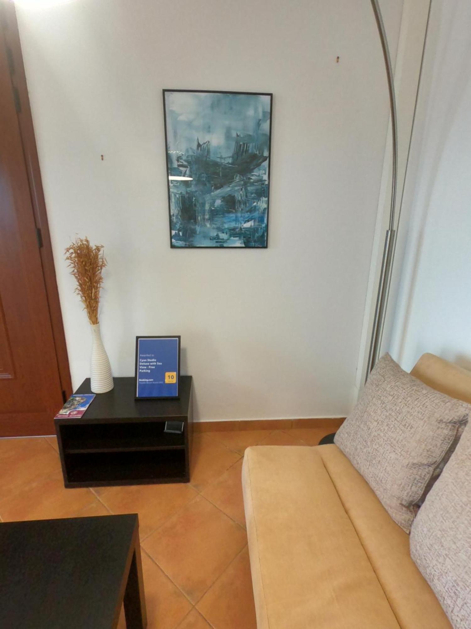 Horizon Studios With Sea View - Free Parking Glossa Exterior photo